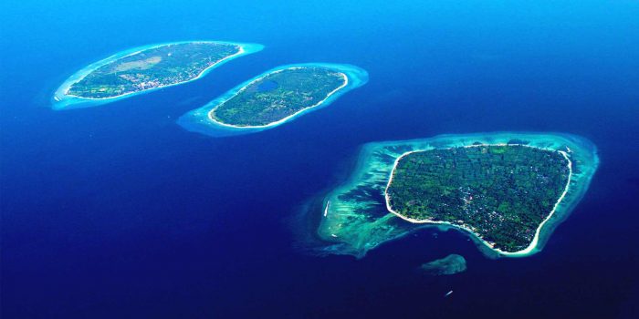 تبلغ عدد الجزر في إندونيسيا نحو