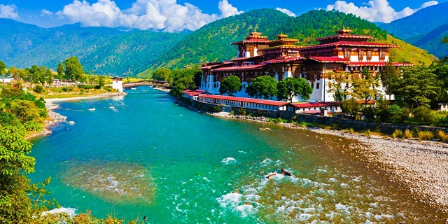 السياحة في بوتان