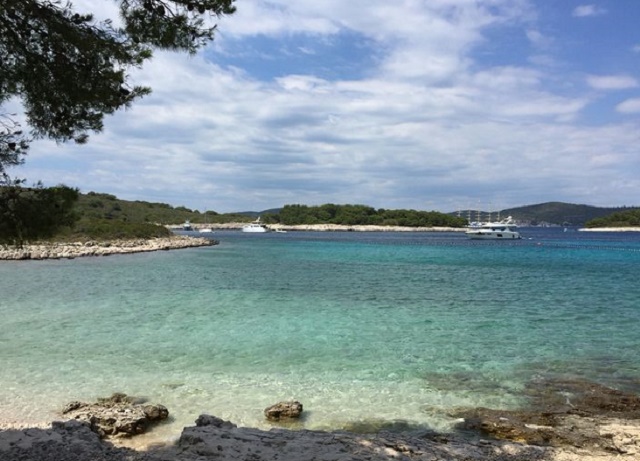 شاطئ مليني كرواتيا