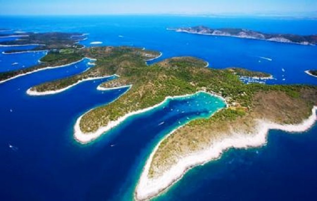 جزيرة باكليني كرواتيا