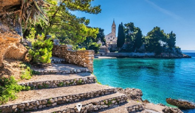 tourism in brac island croatia