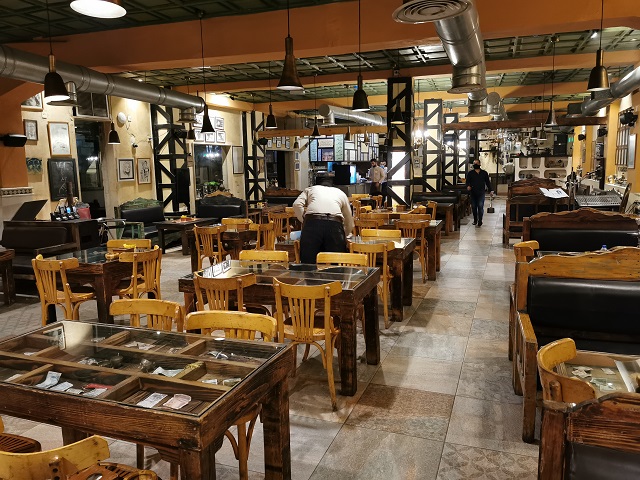 مطعم ومقهى جفرا