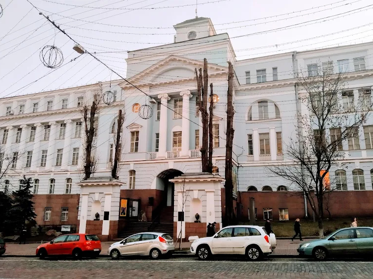 متاحف كييف