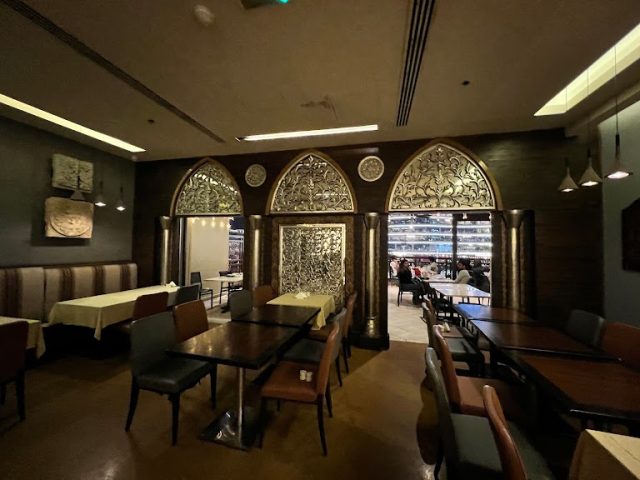 مطاعم برج خليفة دبي