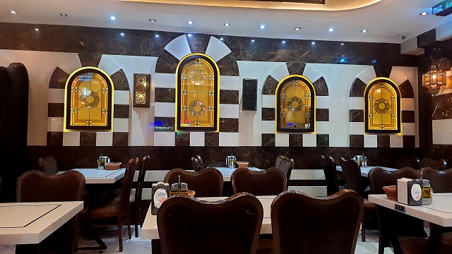 مطعم عروس دمشق في الشارقة