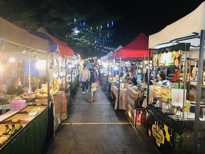 سوق بوكيت الليلي
