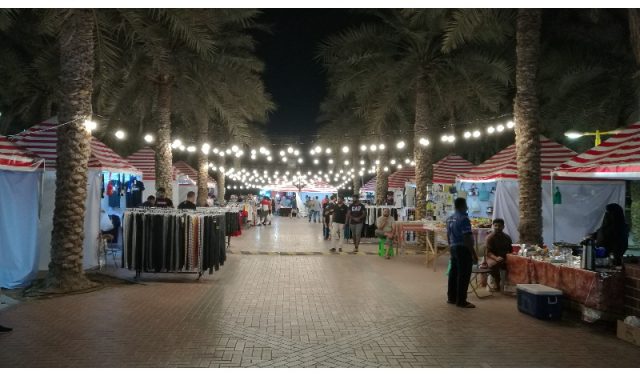 أكشاك البيع في حديقة الكرامة دبي