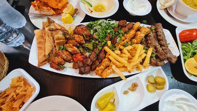 مطعم ليالي الشام في ابوظبي