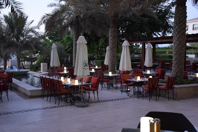مطعم أوليا البحر الأبيض المتوسط في جزيرة السعديات