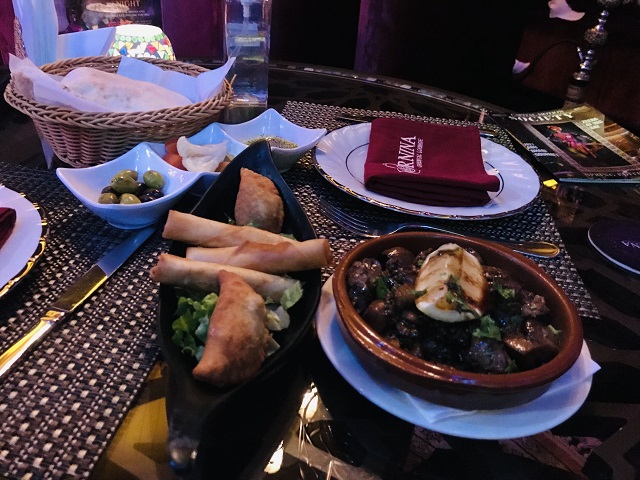 مطعم اورنينا ارابيان لونج ابوظبي